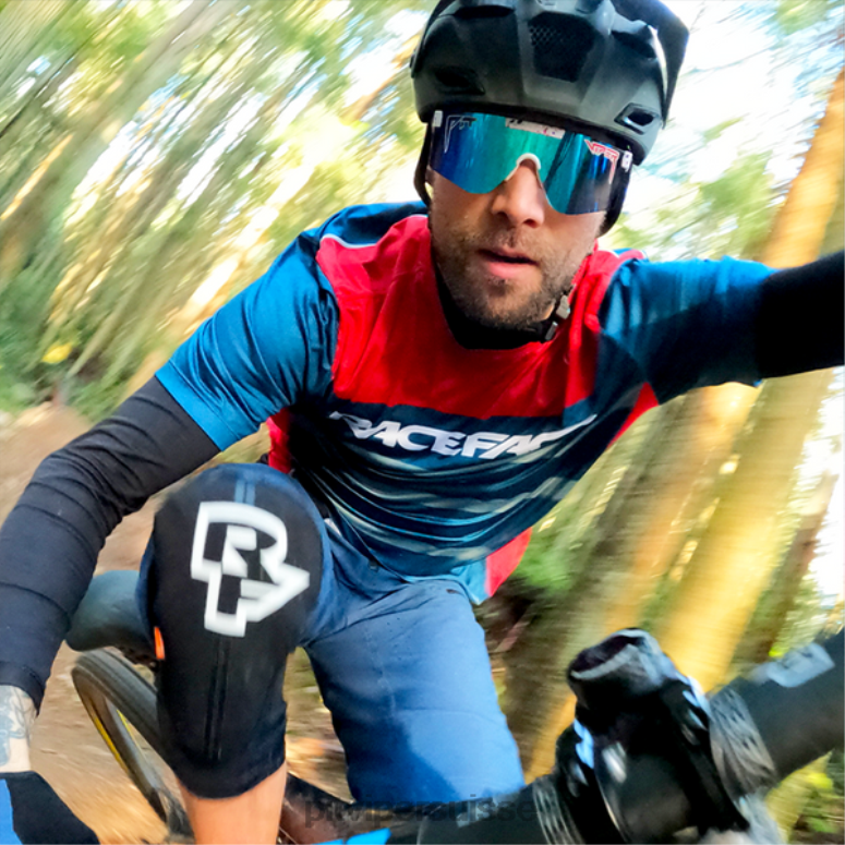 vipère suisse 8L2Z6129 les années 2000 polarisées merika