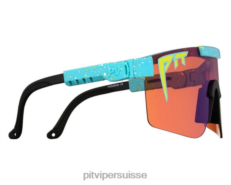 vipère suisse 8L2Z641 le coucher du soleil en bateau à moteur